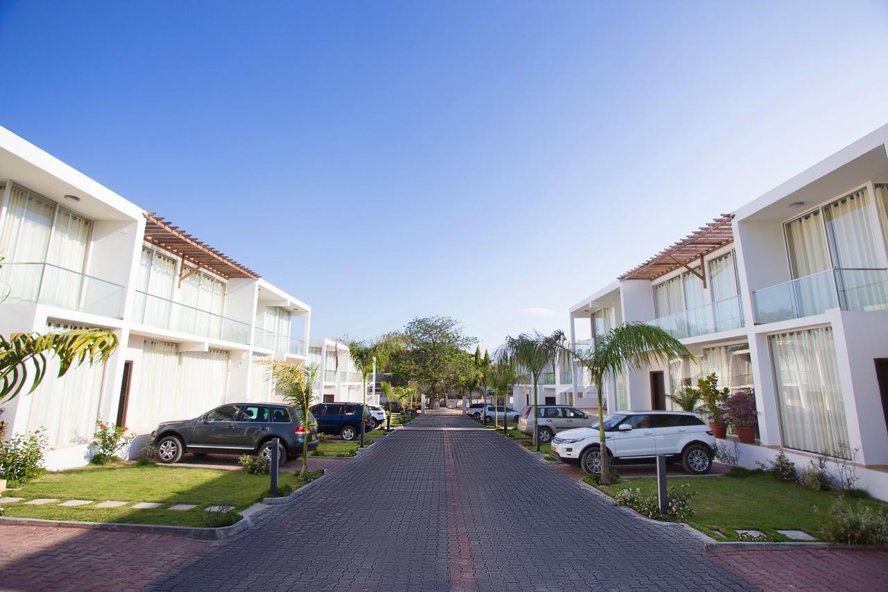 Azure Villas Dar es Salaam Exterior photo